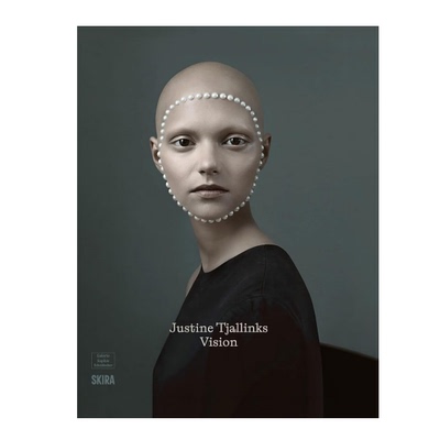 预售 Justine Tjallinks: Vision 贾斯汀查林克斯古典油画风柔光人像 苏菲阿贡 原版进口图书灰调色彩错视平面排版摄影集