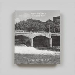 Acts 摄影画册 Frazier Family Ruby Flint 进口原版 现货 Three Latoya