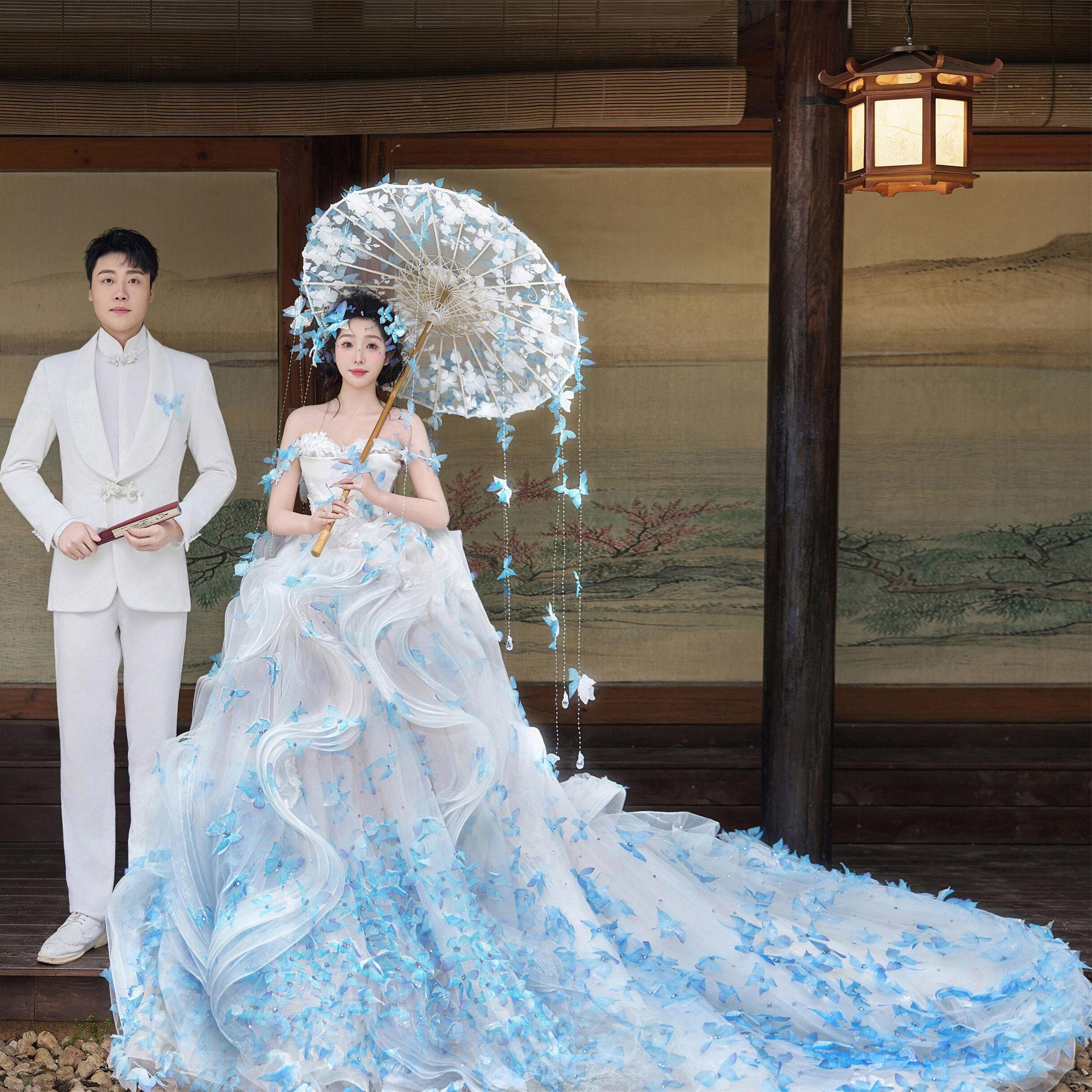 甜美蝴蝶婚纱2025新款新娘主纱清新风镶钻拖尾梦幻蓬蓬礼服小个子