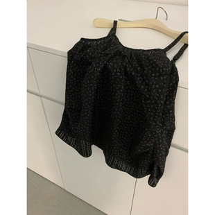 黑色碎花吊带上衣 seeu