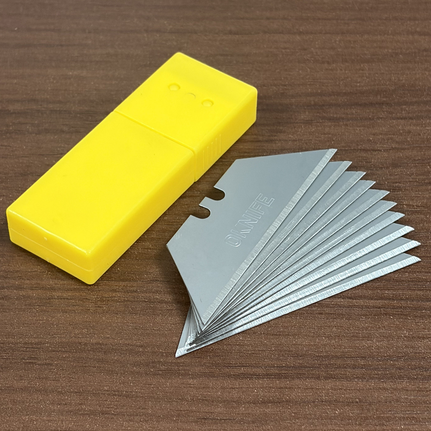 Oknife UB2S SK5钢梯形美工刀片/通用美工刀片图片
