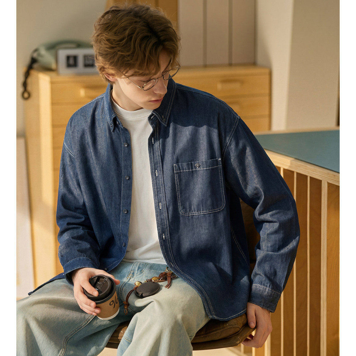 唐狮2026春季新款男牛仔长袖衬衫翻领开衫外套简约美式穿搭通勤风