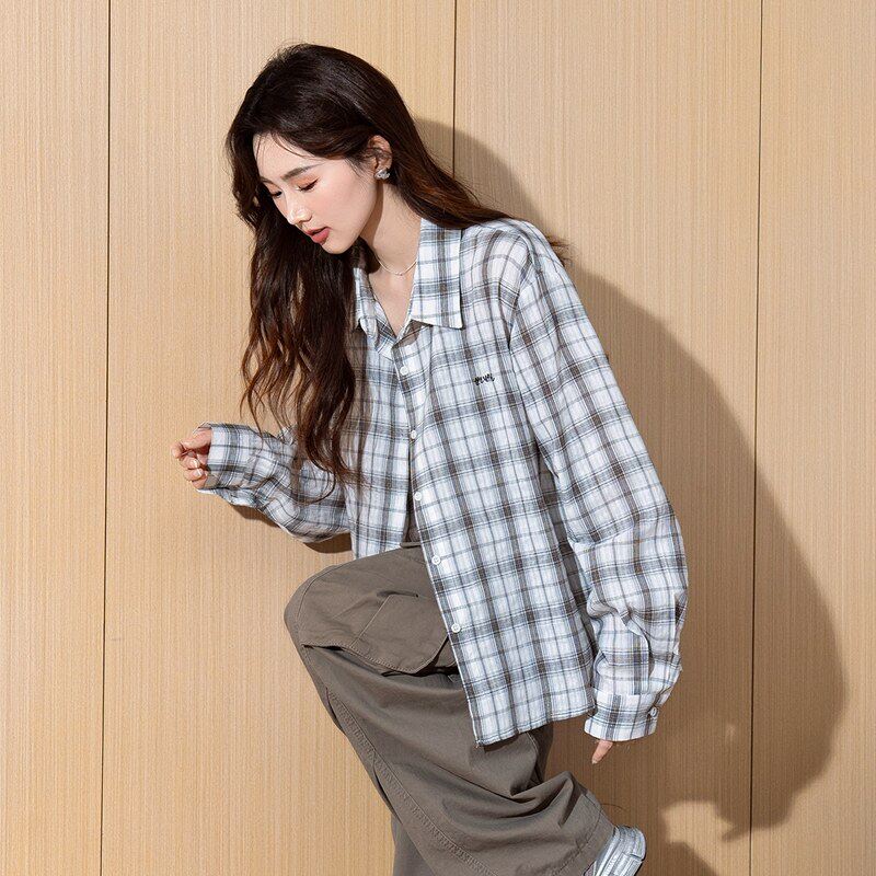 专柜正品女装商场同款春季新款女长袖衬衫格子时尚短款翻领超好看