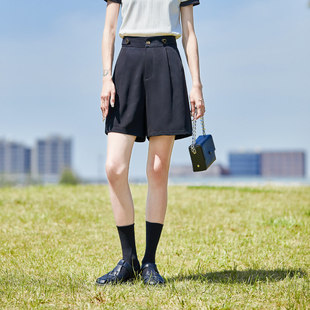 2026夏新款 女纯色宽松百慕大短裤 爱心扣休闲通勤百搭 短裤 唐狮西装