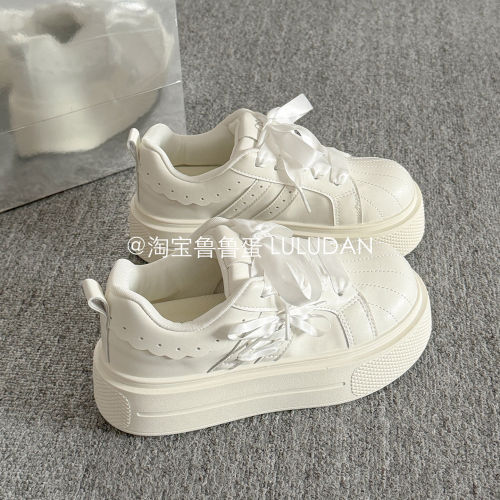 鲁鲁蛋 厚底小白鞋女款2026新款春季板鞋ins潮小众百搭鞋子面包鞋