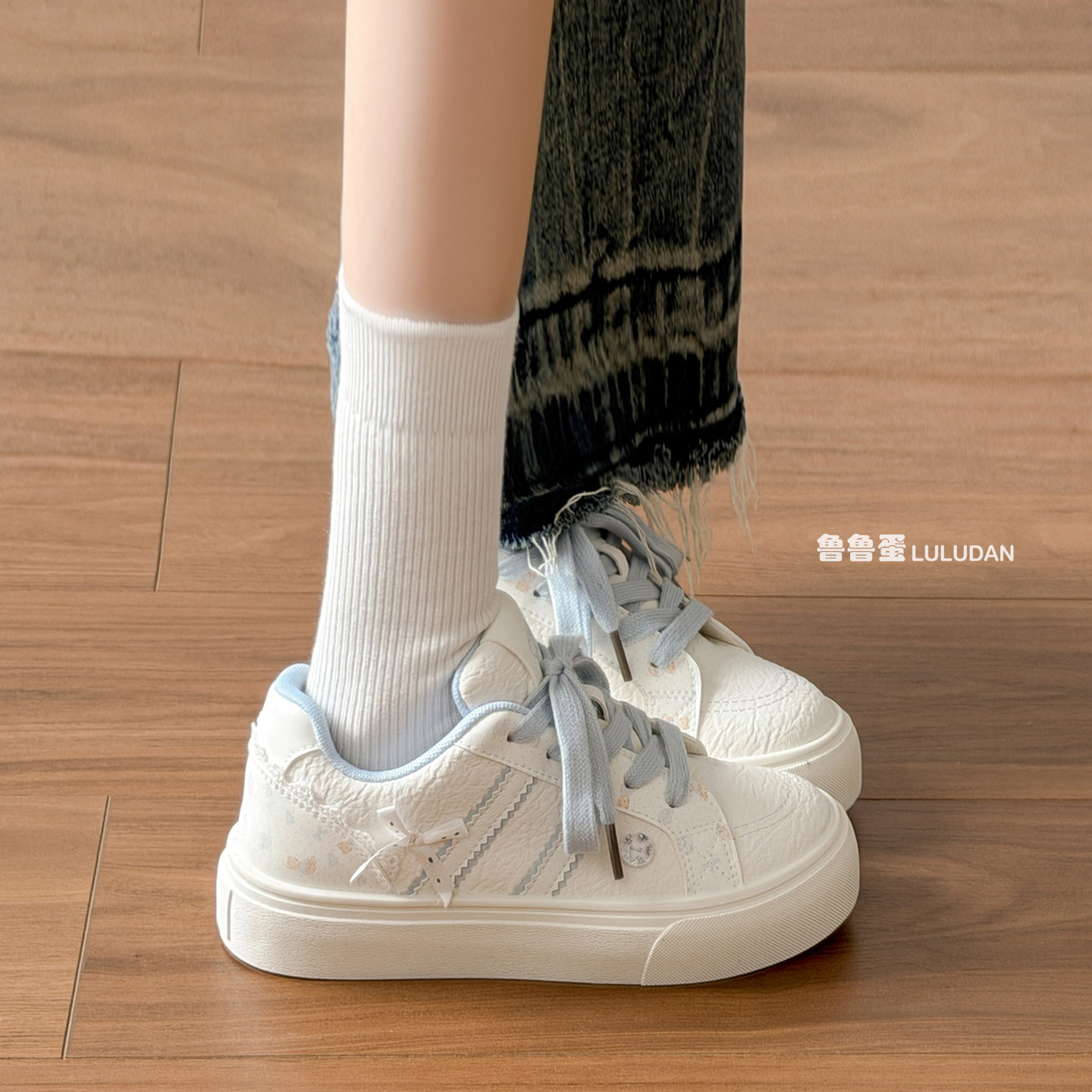 鲁鲁蛋 2026巨好看的鞋子女款百搭面包鞋厚底小白鞋秋季休闲板鞋