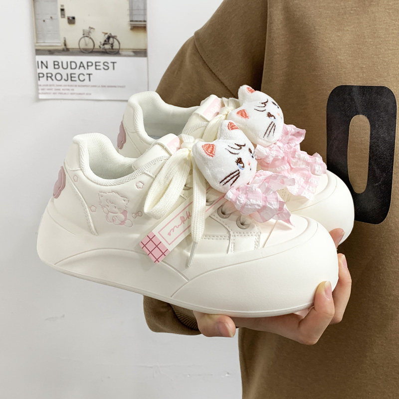 爆款丑萌大头小白鞋子女厚底2025新款初中生面包鞋运动休闲板鞋潮