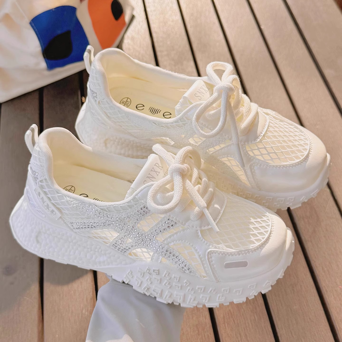 小白鞋女夏季网鞋女透气网面鞋子配裙子的鞋子小众百搭运动德训鞋