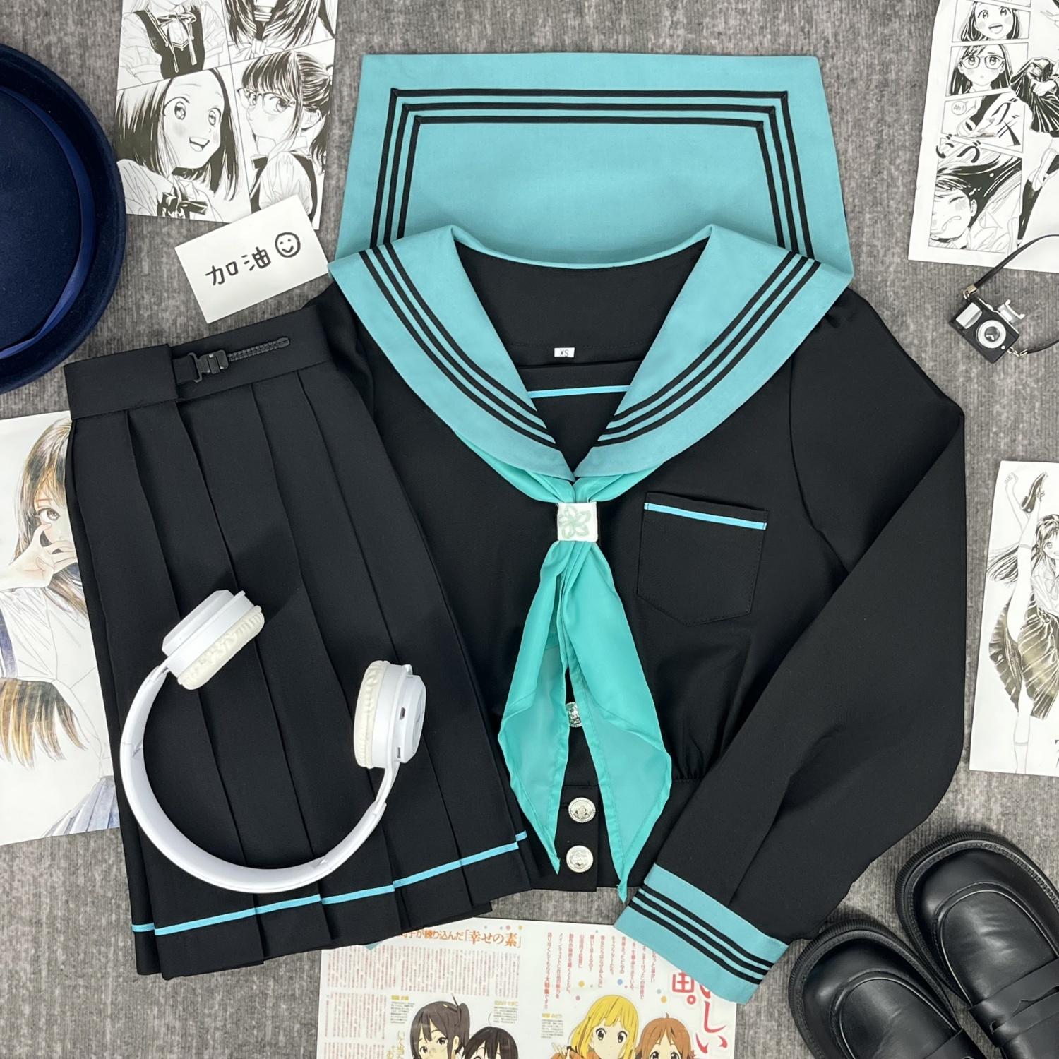 樱奈家初音色收腰款泡泡袖水手服
