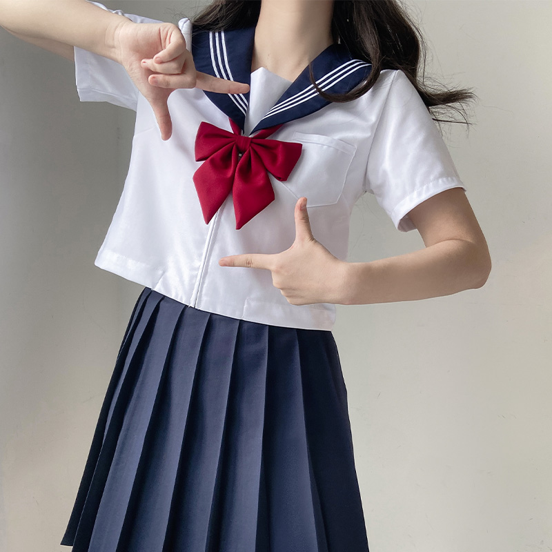 学院风白三本水手服百褶裙套装