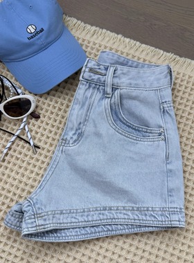 浅蓝色高腰直筒牛仔短裤女夏季新款水洗宽松显瘦休闲阔腿A字热裤