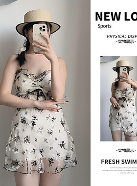 连体泳衣女2025新款甜美碎花吊带裙式遮肚显瘦海边温泉度假泳装