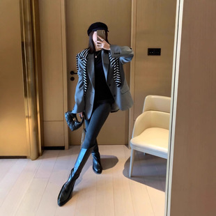 女 紧身显瘦外穿瑜伽自发热保暖加绒打底裤 THE ROW25秋冬肯豆同款