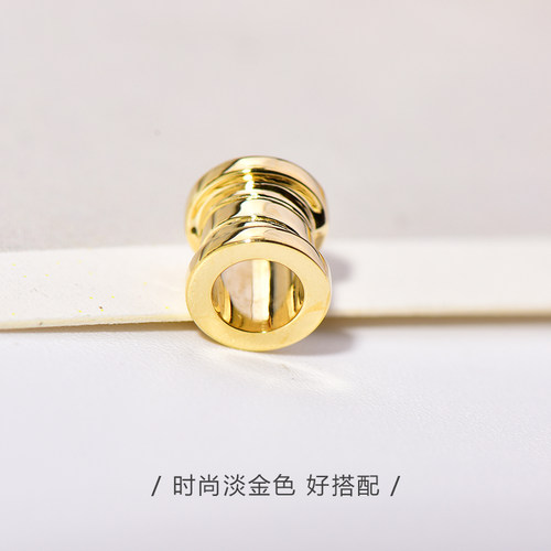 首尔k金轻奢珠宝 正品纯14k金k金黄金吊坠 小红人项链个性圆柱吊 - 封面