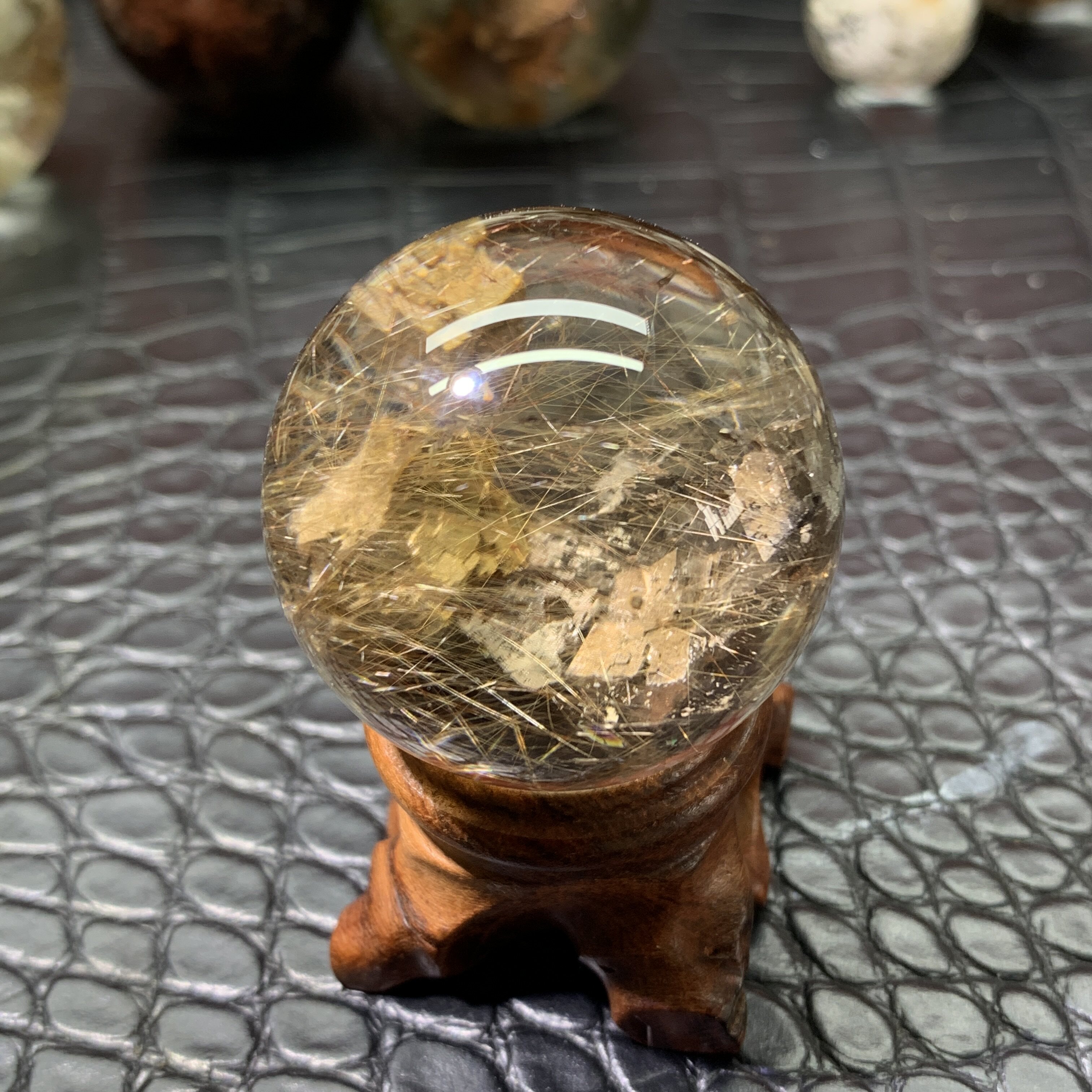 天然发晶球摆件发晶方解石共生水晶球家居摆件直径36.1毫米