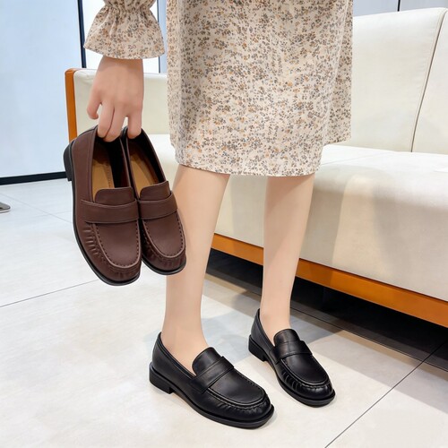 真皮羊皮！专柜商场撤柜断码粗跟圆头显瘦小皮鞋女KD261605-1PU