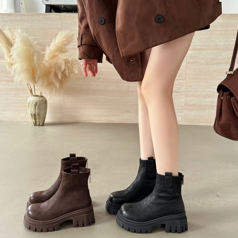 专柜商场撤柜断码厚底粗跟圆头后拉链时尚马丁靴短靴女YD25170-A