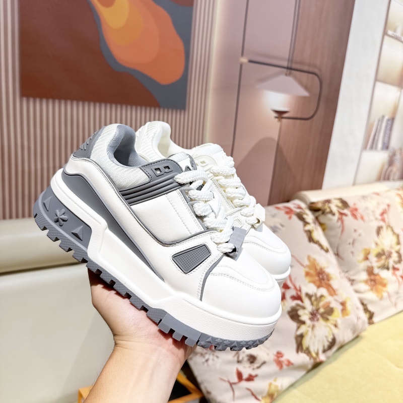 厚底增高百搭系带运动休闲板鞋