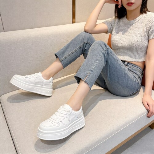 真皮！商场断码厚底圆头时尚增高显瘦百搭休闲小白鞋女CC60660