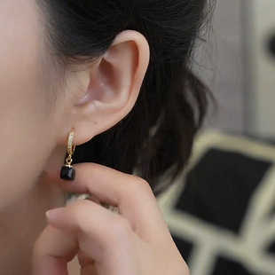 黑色方块吊坠耳扣耳环2025新款 防过敏微镶锆石耳扣气质韩国耳饰女