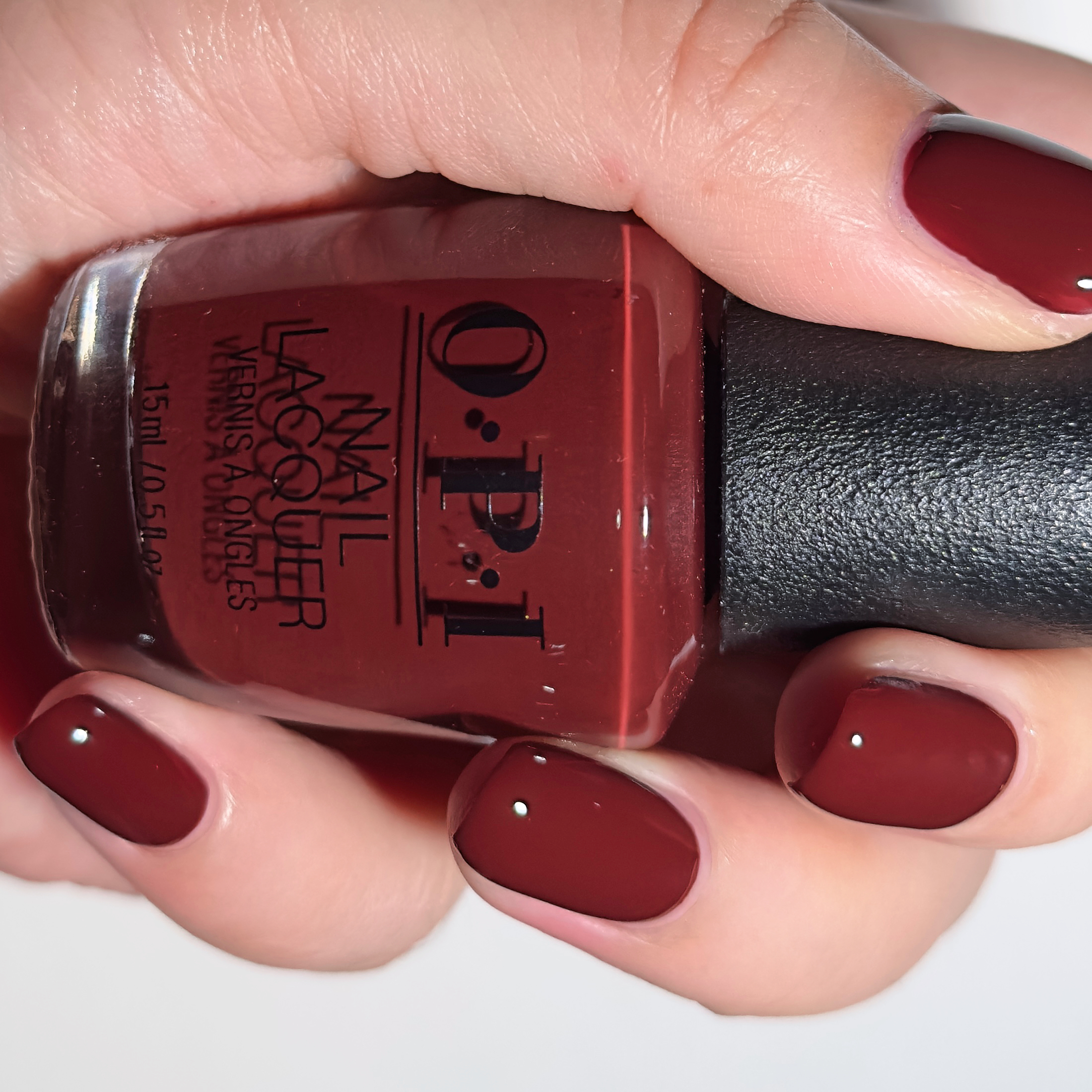 OPI指甲油2025圣诞限量 暖调棕红 HRS08 Star-zipan on the Tree