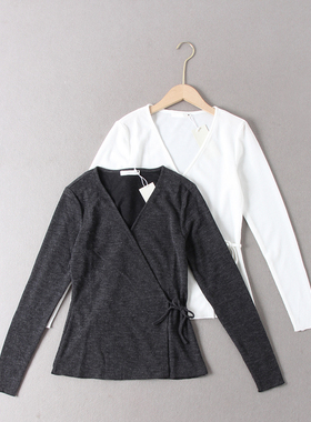 出波兰单！19.9欧元！设计感法式V领交叉系带长袖套头薄款针织衫