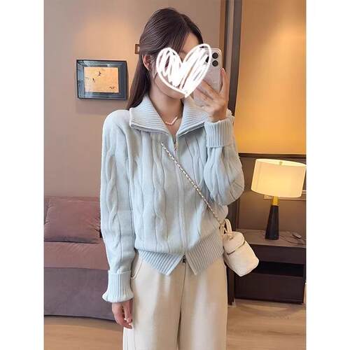 软糯蓝色拉链高领毛衣女秋冬季