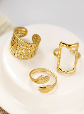 新款流行饰品钛钢 时尚简约款金属爱心女生戒指指环 生日礼物