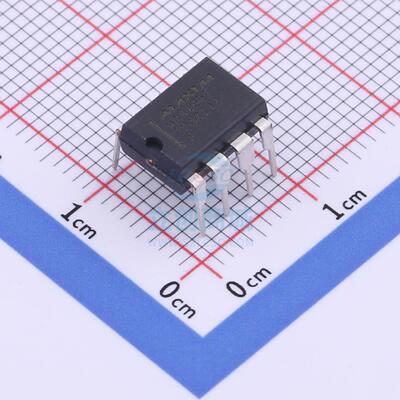 RS-485/RS-422芯片 MAX485EEPA+ PDIP-8 MAXIM 全新原装进口