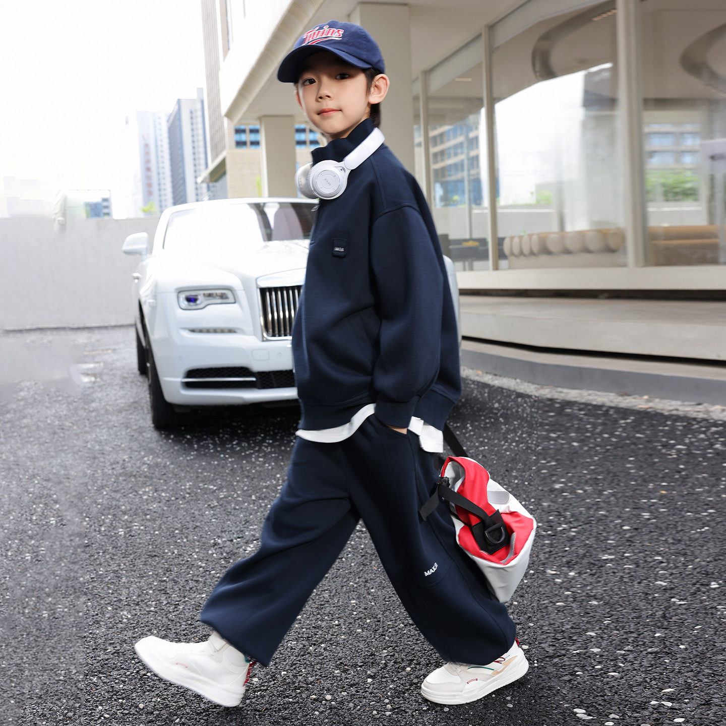 2025秋装新款男童运动套装熊猫圆圆秋季儿童半开领卫衣裤子两件套