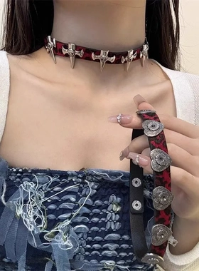 直销浮雕系列项圈 皮质暗红豹纹菱形纽钻石特个性choker项圈