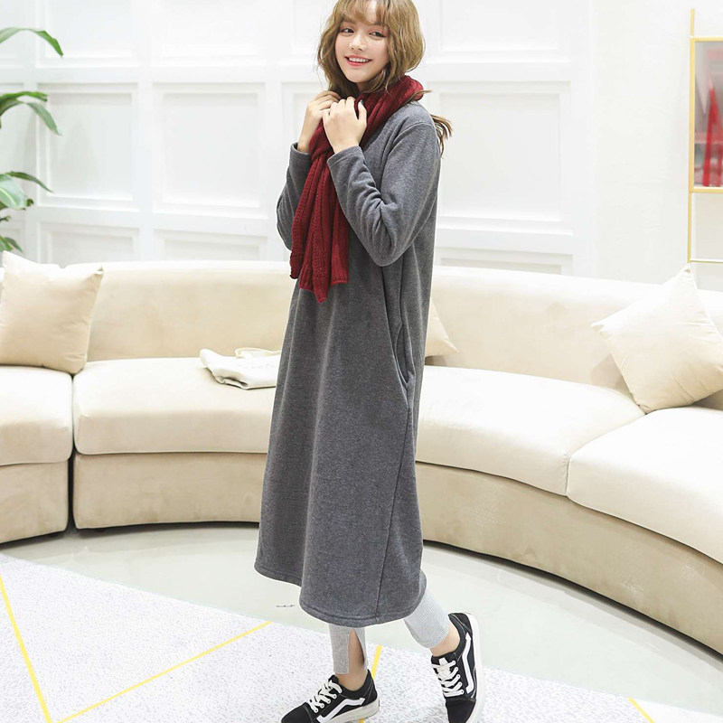 秋冬季韩版女装圆领长裙宽松显瘦长袖连衣裙加绒加厚打底裙大码潮