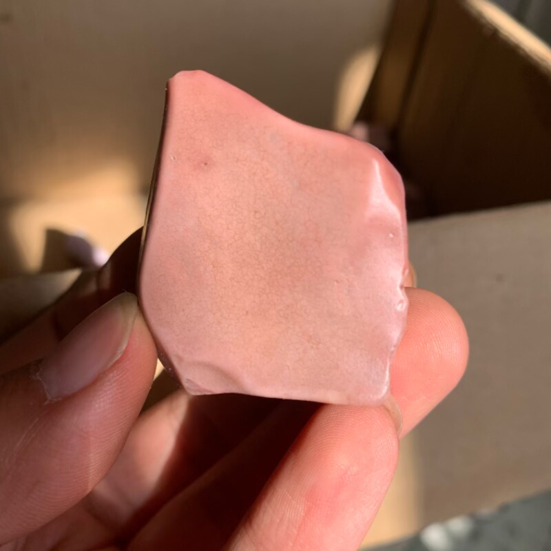 新疆哈密地表籽料天然粉红蛋白原石把玩件重50.6克戈壁罗布泊奇石