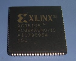 集成IC电路芯片XC95108-15PCG84   PLCC原装拆机质量保证