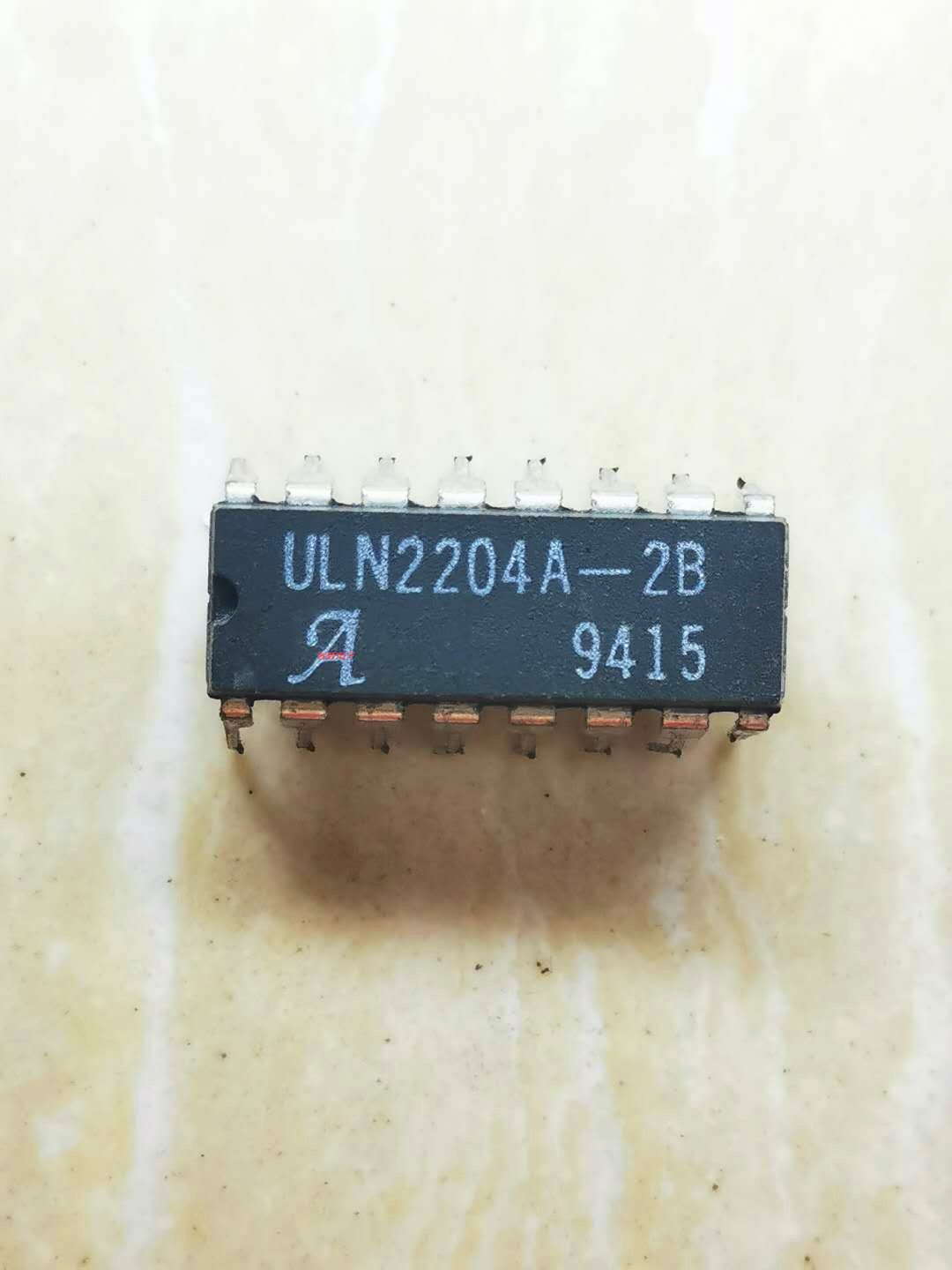 集成IC电路芯片ULN2204A-2B  ULN2004  DIP原装拆机质量保证