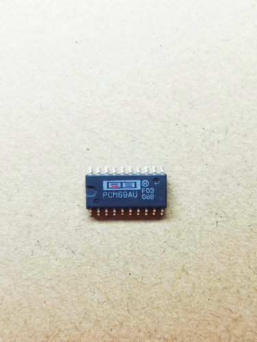 集成IC电路芯片PCM69AU  PCM69U  PCM69A  PCM69原装拆机质量保证