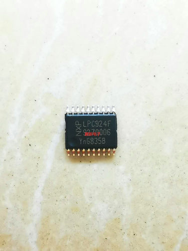 集成IC电路芯片P89LPC924FDH  P89LPC924F  89LPC924F  LPC924F