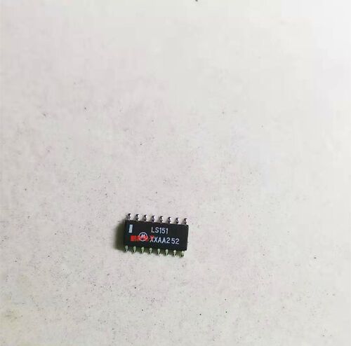 集成IC电路芯片MC74LS151D  74LS151  LS151  SOP16  3.9MM
