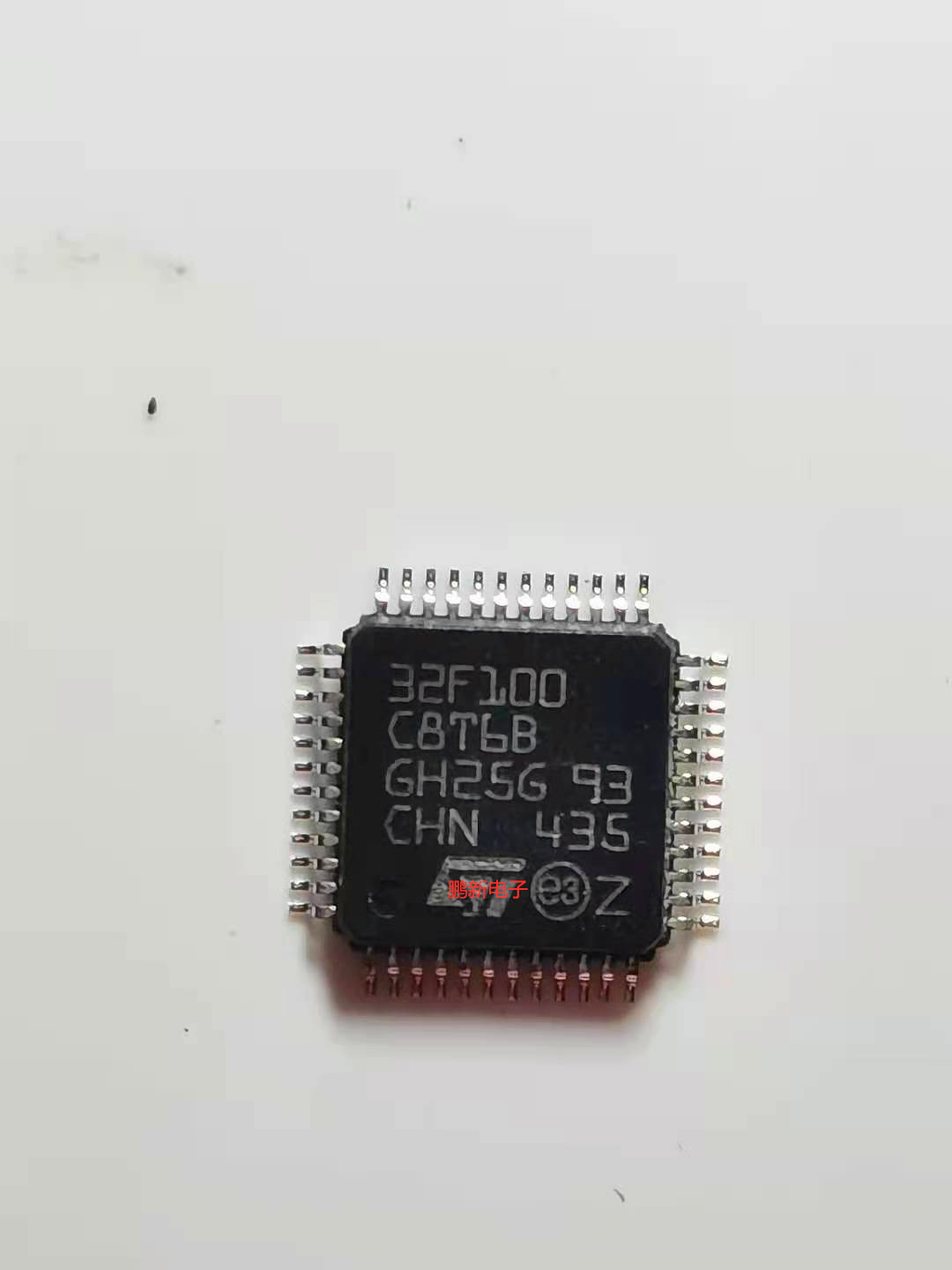 STM32F100 STM32F100C8T6B 微控制器芯片 STM32F100C8T