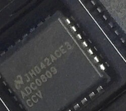 ADC0809 ADC0809CCV 8通道多路复用器 贴片PLCC28