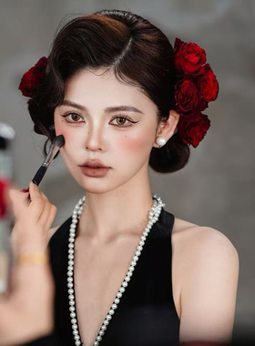 新款新娘头饰森系拍照超仙红色玫瑰花发饰结婚纱晨袍礼服配饰高级