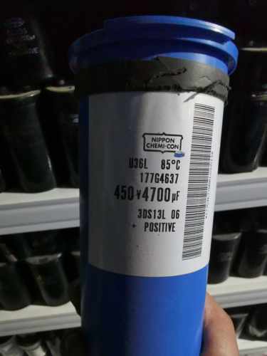 丹佛斯FC302变频器拆机电容功能包好 U36L 177G4637 450V4700UF