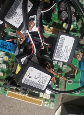 施耐德软启动ATS22旁路接触器UL-704S-R1A-H050拆机40A 250VAC