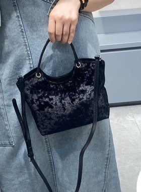 包包女2026新款秋冬绒面真皮斜挎托特包手提头层牛皮复古钻石绒包