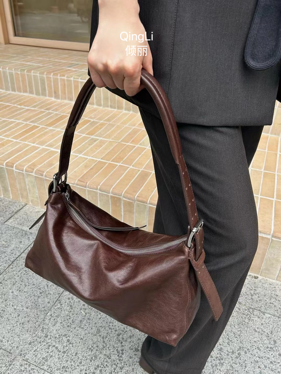 Hobo腋下包女2025新款夏季真皮