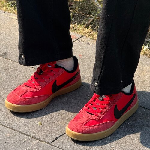 Nike SB FC男款红色柔软舒适薄底休闲百搭耐磨低帮板鞋909096-600
