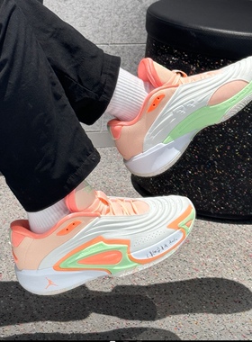 Jordan Luka 3 PF男款橙白时尚舒适减震防滑低帮篮球鞋FQ1285-101