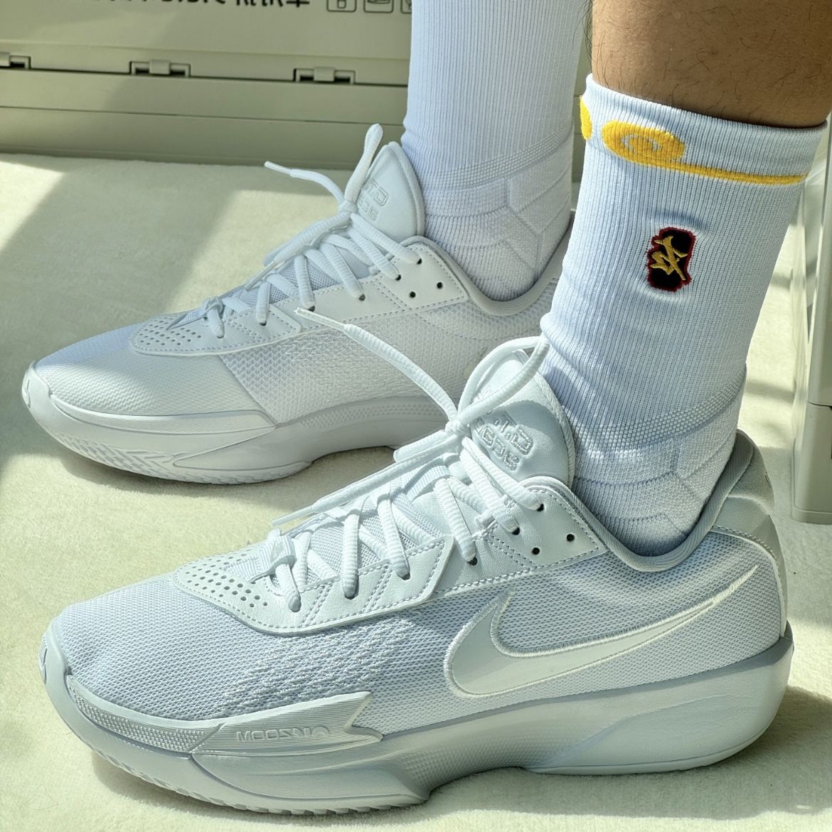 Nike男女同款防滑低帮篮球鞋