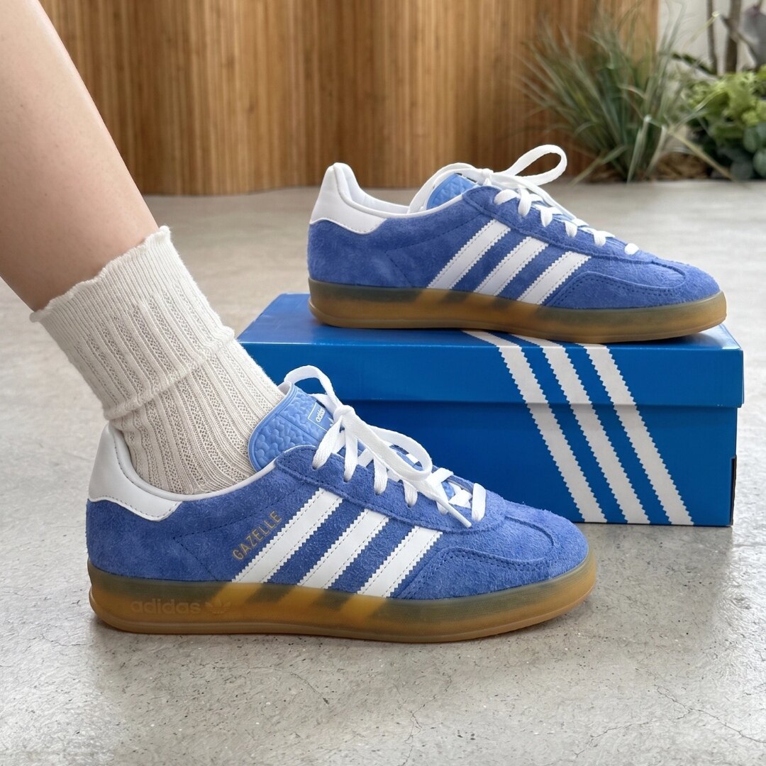 Adidas originals GAZELLE INDOOR女款蓝白棕休闲低帮板鞋 HQ8717图片