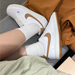 Low Vision Court 102 白棕舒适耐磨透气低帮板鞋 FV9952 女款 Nike